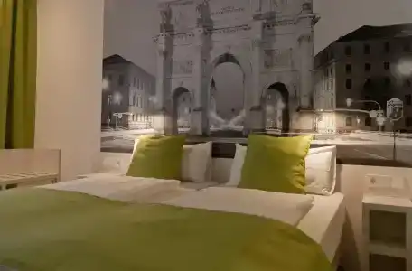 Super 8 by Wyndham Munich City North - 18