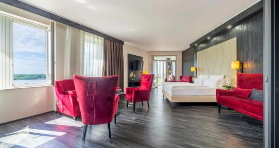 Plaza Schwerin; Sure Collection By Best Western - 214