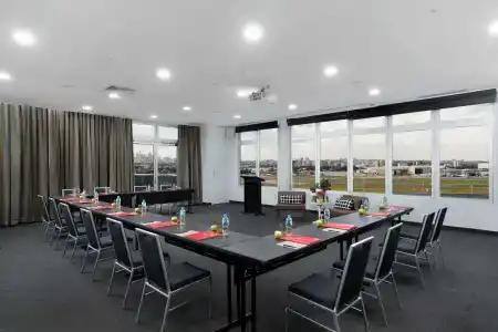 Rydges Airport - 25