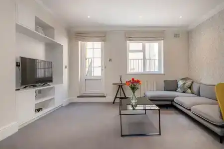Queensgate Court - 236