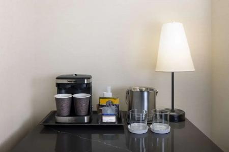 DoubleTree Suites by Hilton - 60