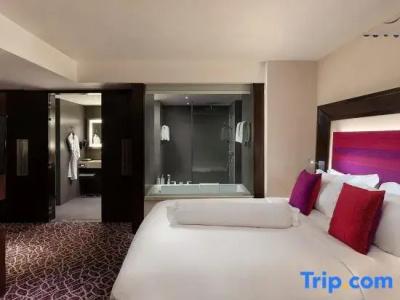 Novotel Yangon Max - 77