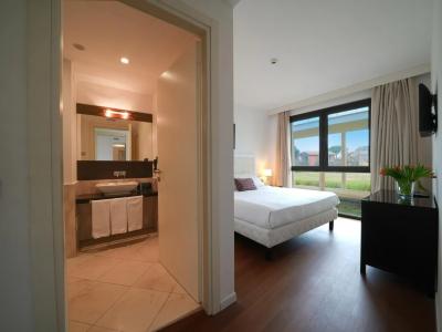 Pisa Tower Plaza - 3