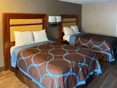Rodeway Inn - 1