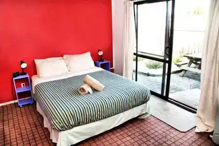 Tasman Bay Backpackers - 11