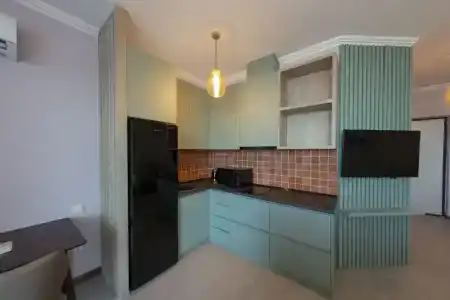 Season Suite Apart - 4