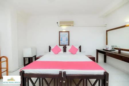 Royal Beach & Restaurant - 26