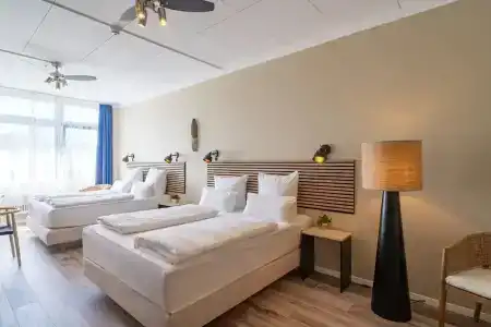 Aqua & Hostel - 14