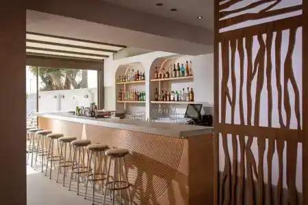 Mary & Mary Royal Suites - 26