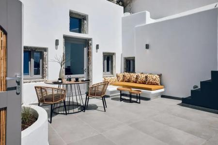 Allure Breeze Suites - 206