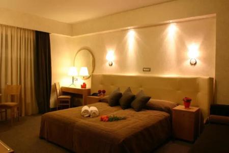 Alexandros Boutique - 230