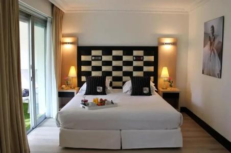 Hôtel Victoria - 85