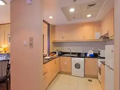 Chelsea Gardens Apartment - 26