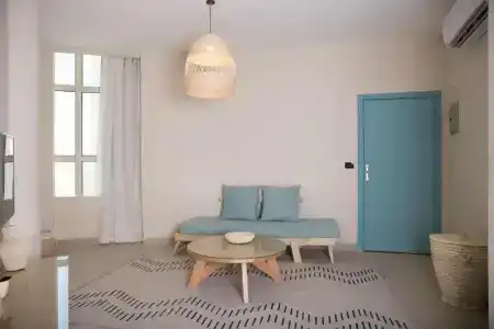 Redcon Suites - 362
