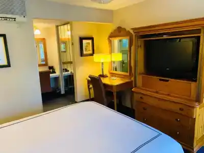 Franciscan Inn & Suites - 25