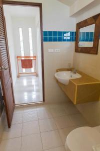 Easy Time Resort - 8