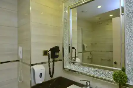 Azura Deluxe Resort & Spa - Ultra All Inclusive - 9