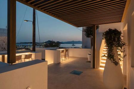 Naxos Rhyton - 13