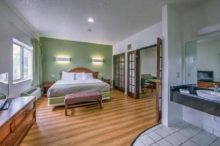 6-Dallas, TX - Northwest - 40