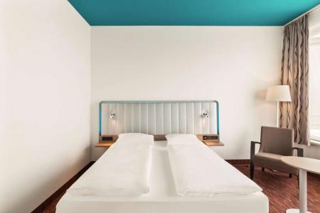 Park Inn by Radisson Dresden - 3