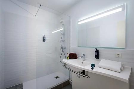 Ibis Budget Fréjus St Raphaël Centre et Plage - 35