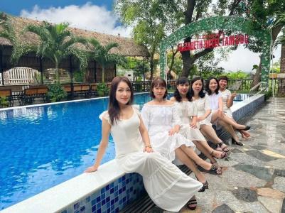 Elizabeth Tam Coc - 38