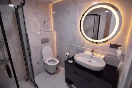 Sandal Otel - 41