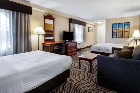 La Quinta Inn by Wyndham near Cedar Point - 46