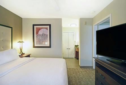Homewood Suites by Hilton Denver International Airport - 79