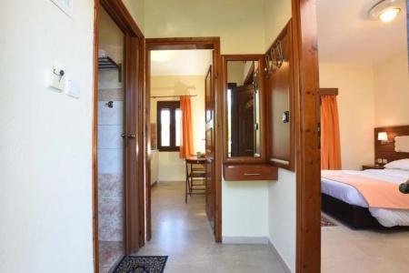 Haus Platanos & Bungalows by the Sea - 32
