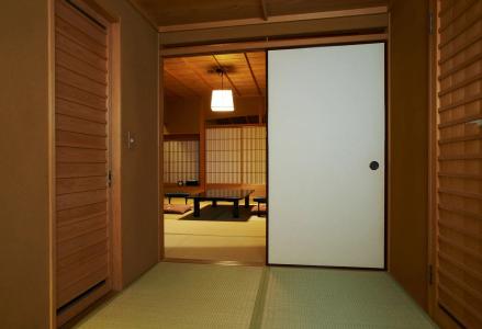 Yamatoya Honten - 1