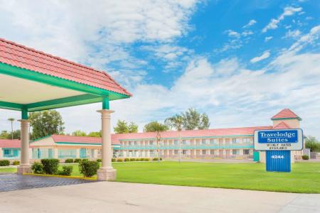 TraveSuites - 13