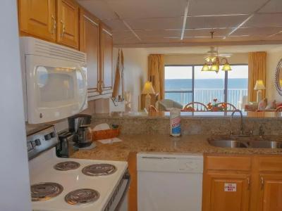 Landmark Holiday Beach, a Vri - 9