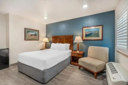 Best Western Plus Clocktower Inn - 111