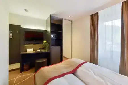 Central - 30