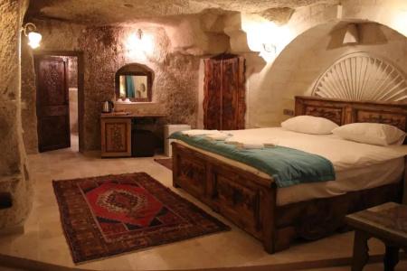 Rose Cave - 13