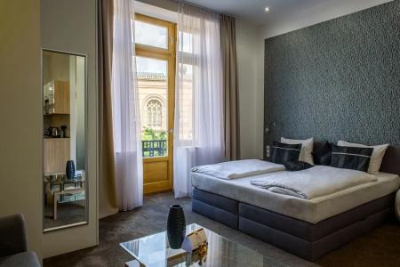 Karoly Corner Residences - 148