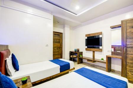 Saffron Inn - 36