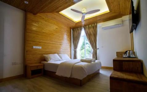 Perla Dhangethi - 132