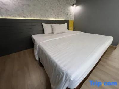 Qiu Sukhumvit - 51