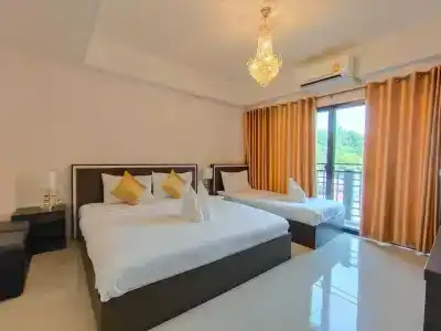 Bann Tawan Hostel & Spa - 28