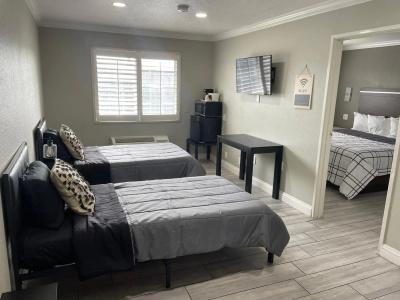 Cabana Inn & Suites - 1