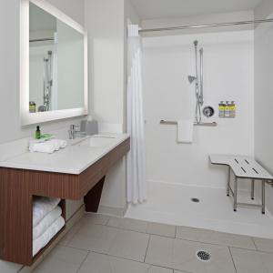 Holiday Inn Express Seattle - Sea-Tac Airport, An Ihg - 31