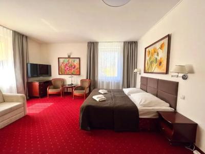 ApartEtna - 17