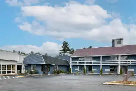 Yankee Clipper Inn - 18