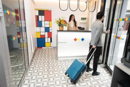 Hôtel Du Mont Dore Batignolles - 18