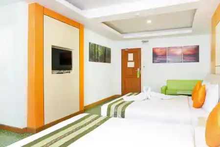 Lucky Green View - 2