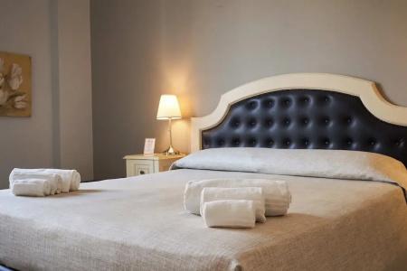 La Collegiata Guest House - 36