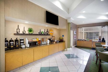 La Quinta by Wyndham Austin Southwest - 22