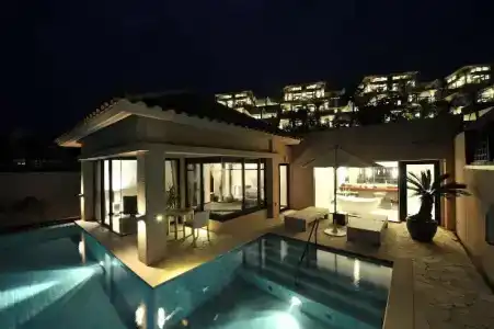 Shigira Bayside Suite Allamanda - 100